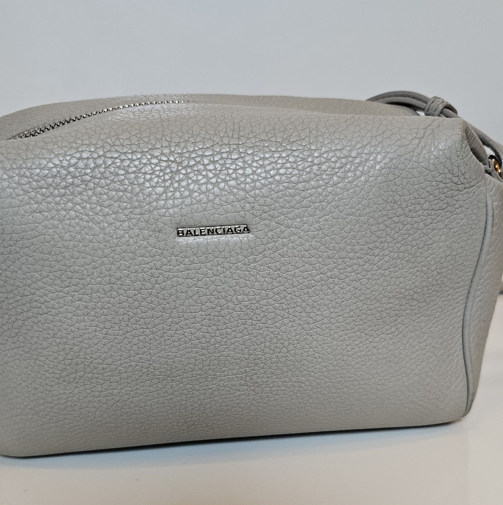 Balenciaga Gray Leather Shoulder Bag Camera Bag - Picture 6 of 17